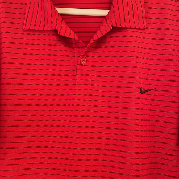 ⭐️SOLD - Men’s Nike Performance Red and Black Stripe Polo - size Large - Picture 3 of 10